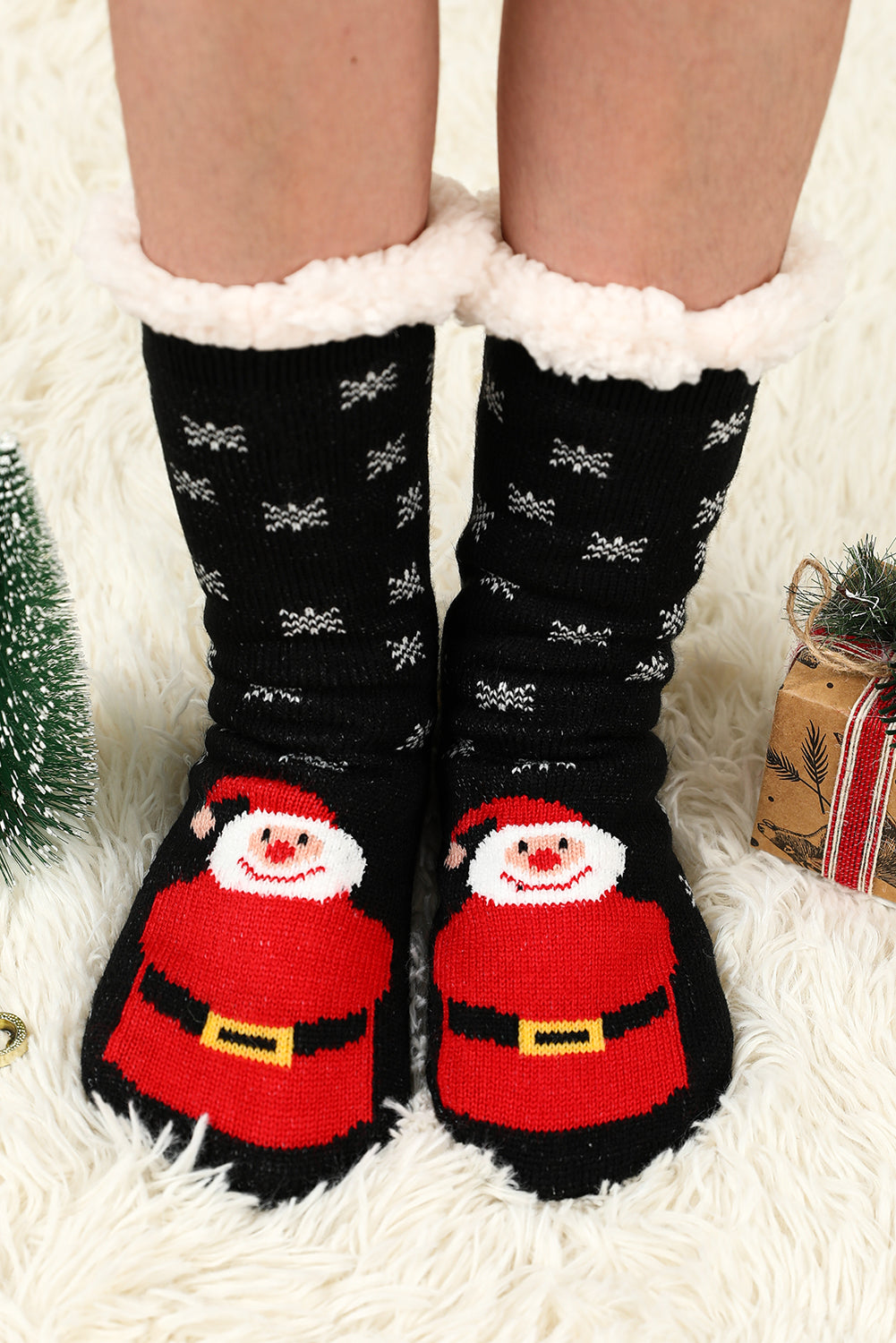 Black Christmas Cartoon Pattern Woolen Knit Socks