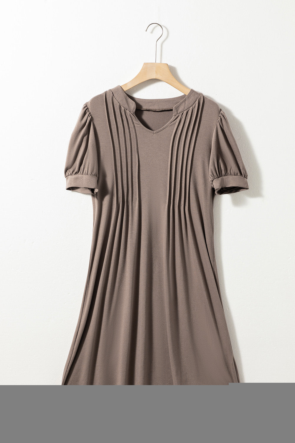 Fern Green Notched Neck Pleated Puff Sleeve Shift T-shirt Dress